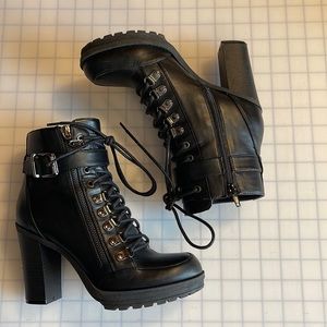 Guess platform boots